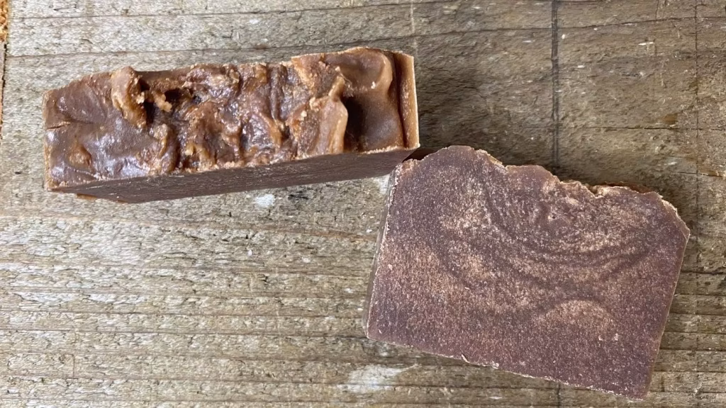 Cedarwood Coconut Shampoo Bar